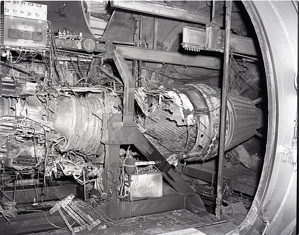 Anomaly detection in predictive maintenance can prevent system failures(image source)